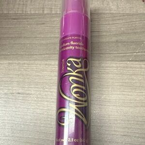 ❣️5|$25❣️Wonka chocolate flavor toothpaste for kids fluoride toothpaste. 🆕
